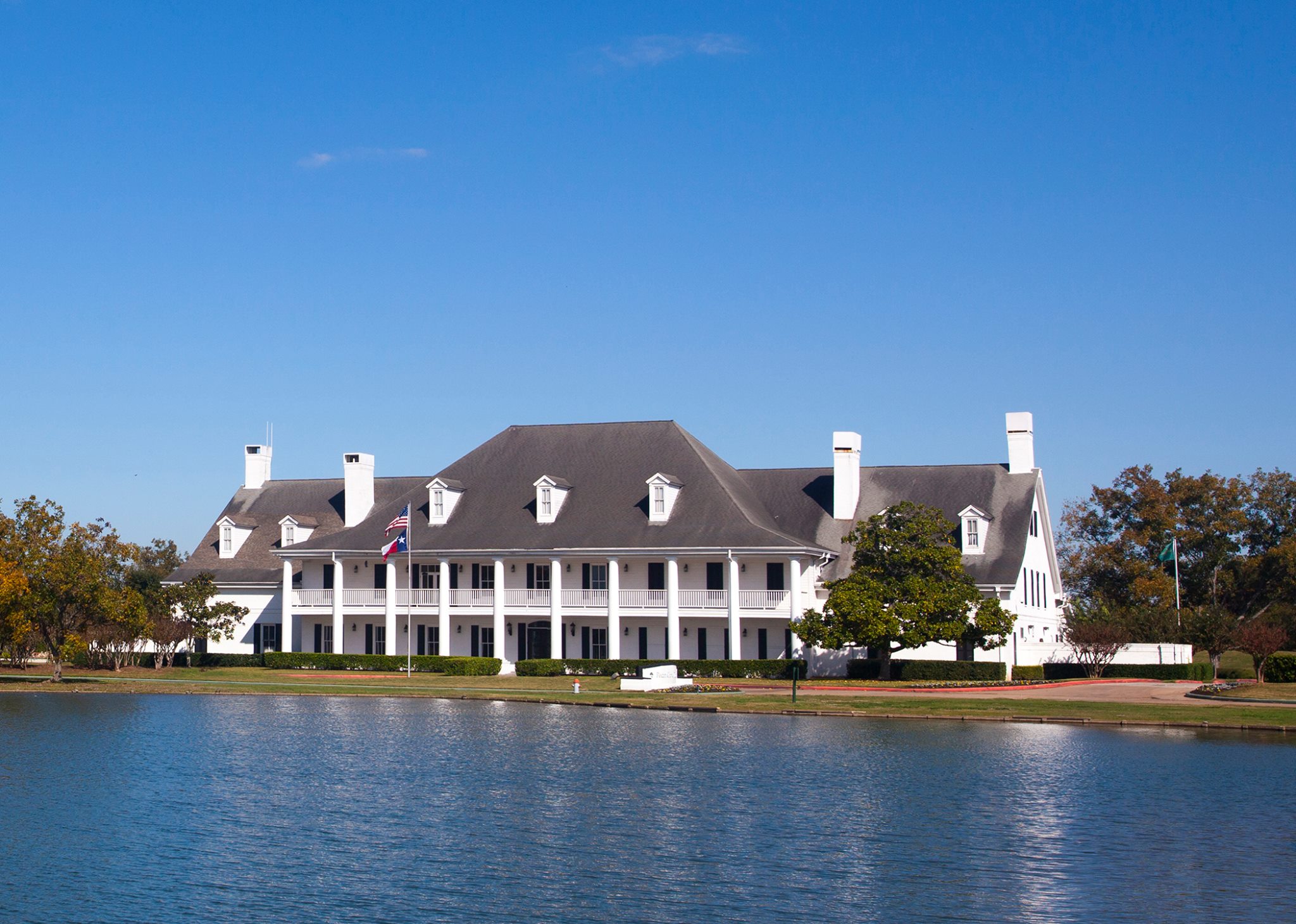 Clubhouse overlooking the lake